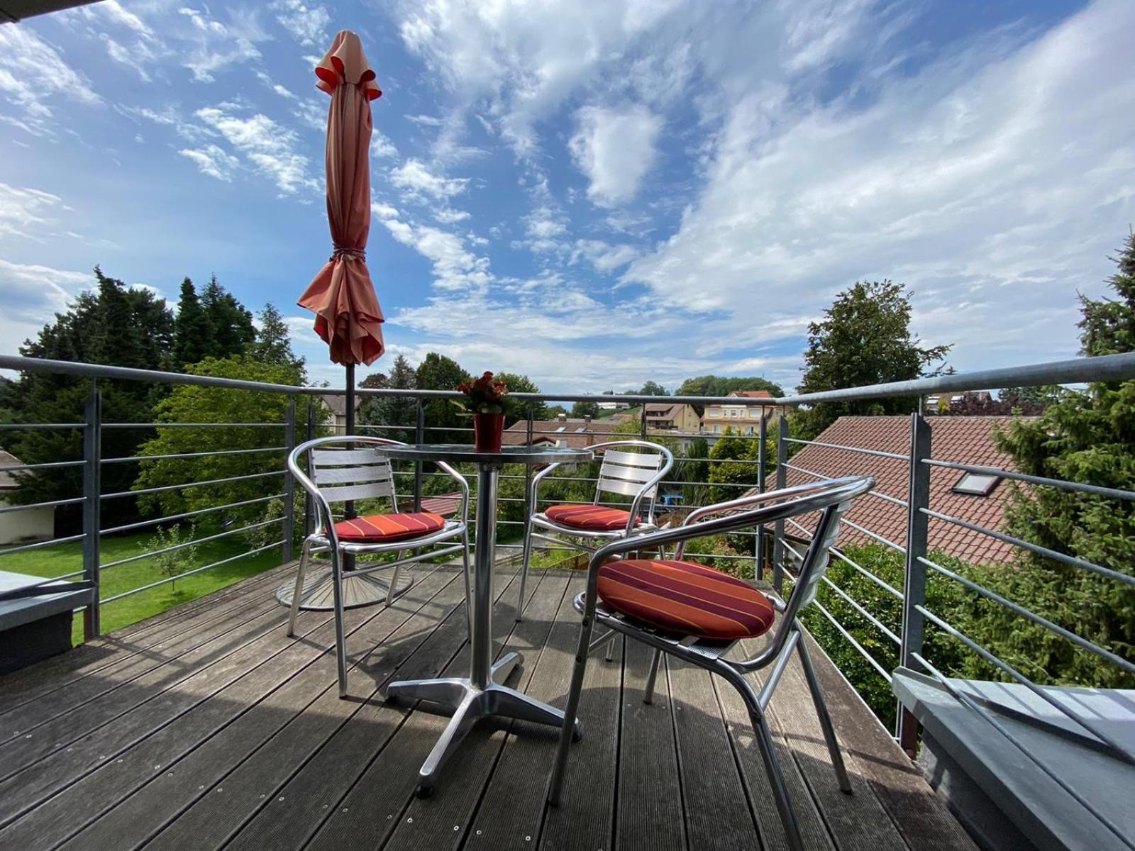 Haus Lorenz, Ferienwohnungen Immenstaad am Bodensee Esterno foto