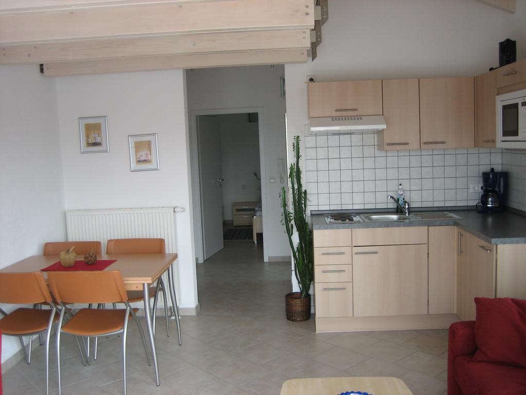 Haus Lorenz, Ferienwohnungen Immenstaad am Bodensee Esterno foto